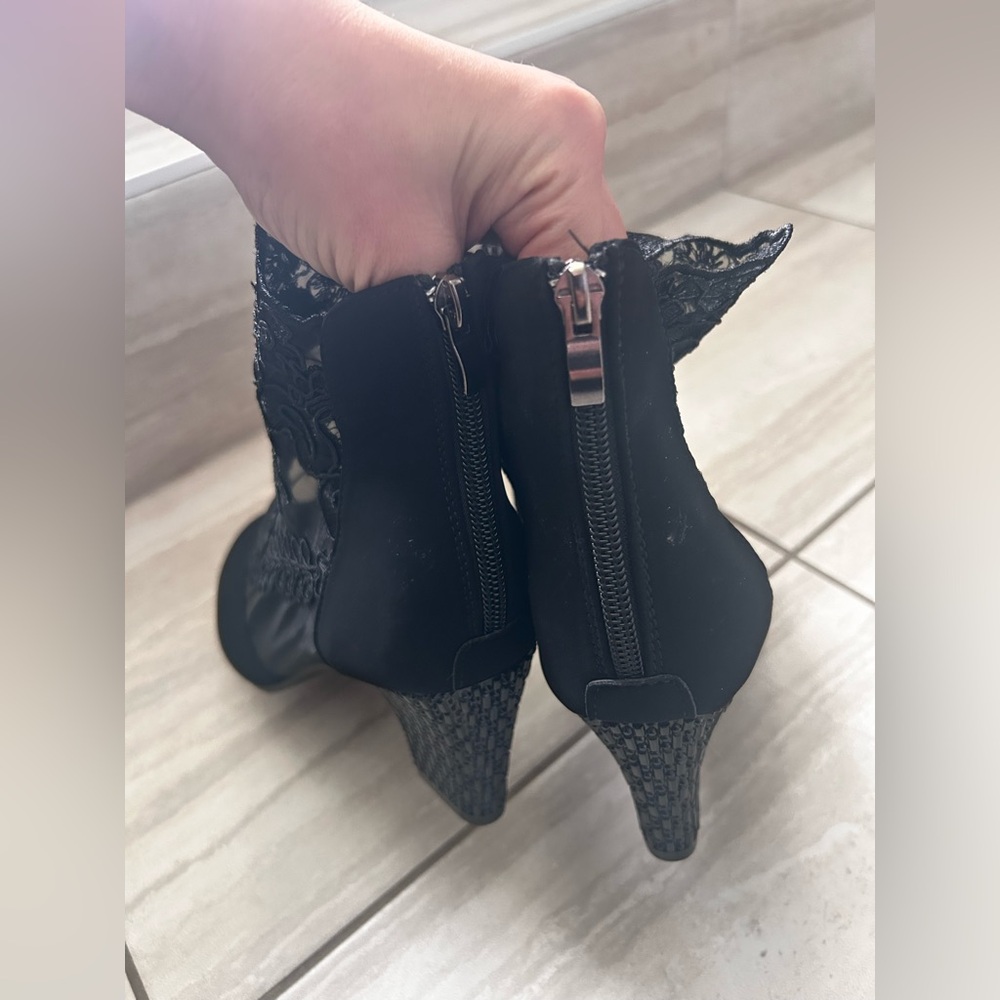 Black closed toe lace heels size‎ 9.5 NEW - Picture 6 of 8